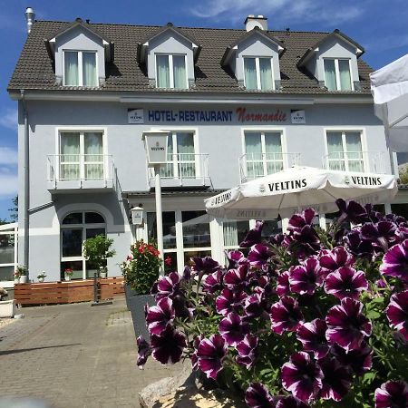 Hotel Restaurant Normandie Schildow Eksteriør billede