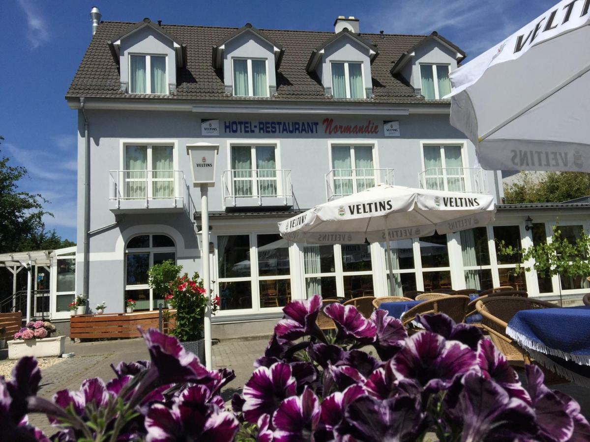Hotel Restaurant Normandie Schildow Eksteriør billede